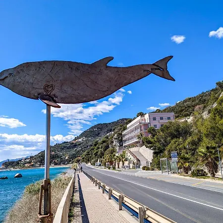 Rivierarent La Vela * Finale Ligure