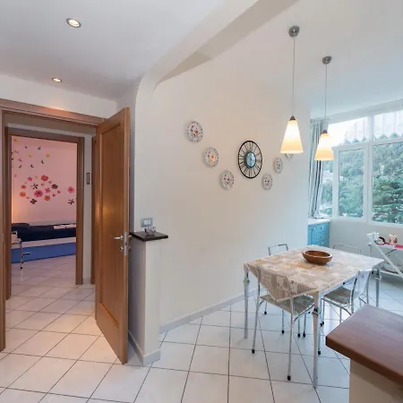 La Vela Apartment
